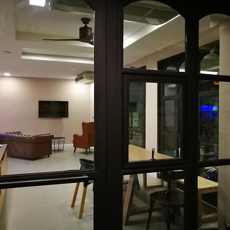 The Hubitat Hostel Ban Khlong Nang Li ภายนอก รูปภาพ
